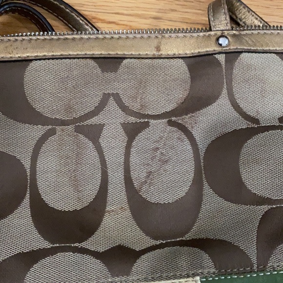 Coach Signature Tan/Multicolor Stripe Zippered Shoulder Tote/Handbag - Picture 6 of 11